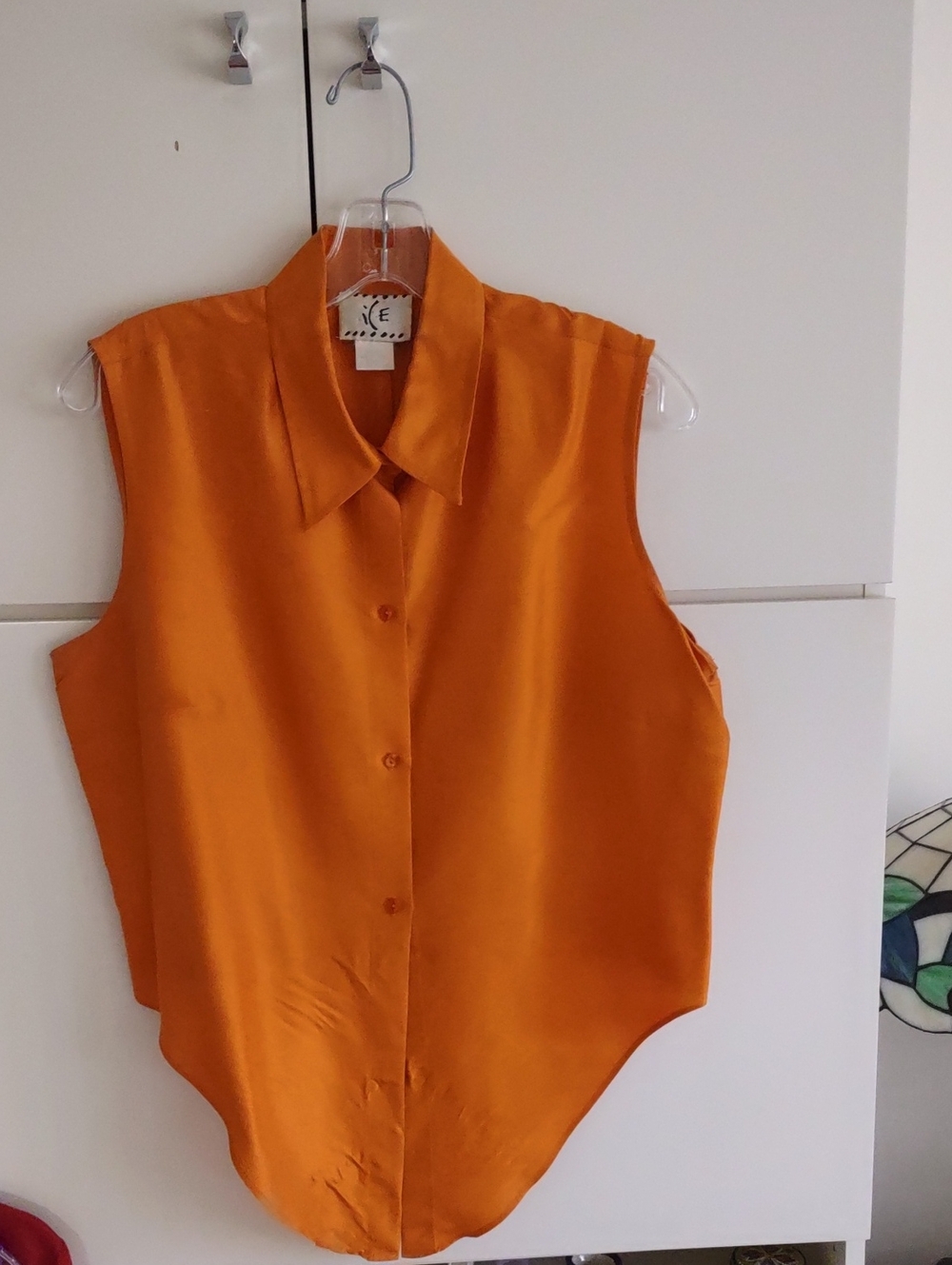 ICE Vintage Orange Beautiful Top With Tie In Front. In Good Condition.